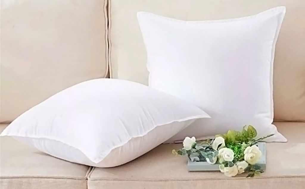 Качеств подушки купить. Подушка. Подушка белый. Квадратная подушка. Подушка белая квадратная.
